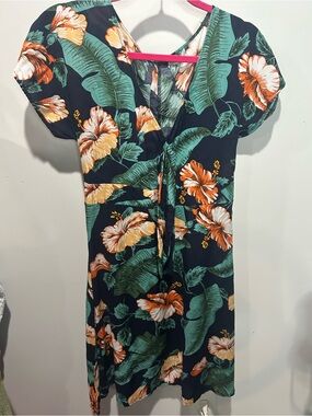 Floral Tropical V-Neck Women’s Dress in Navy and Green